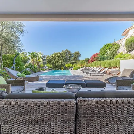 Nocleg ze śniadaniem Marina Di Cavu 4*