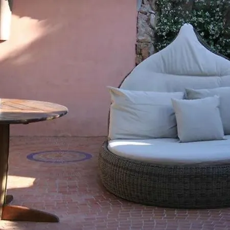 Nocleg ze śniadaniem Marina Di Cavu 4*