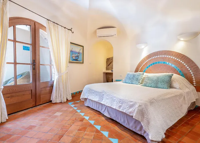 Marina Di Cavu Bed and breakfast