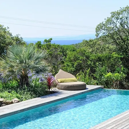 Bed & Breakfast Marina Di Cavu 4*