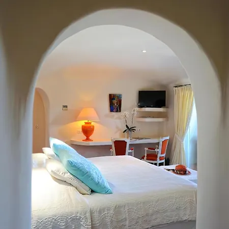 Marina Di Cavu Bed & Breakfast 4*