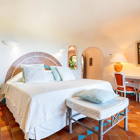 Marina Di Cavu Bed & Breakfast