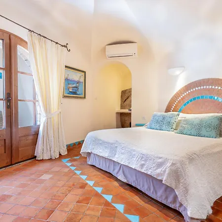 Marina Di Cavu Bed & Breakfast