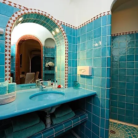Marina Di Cavu Bed & Breakfast 4*