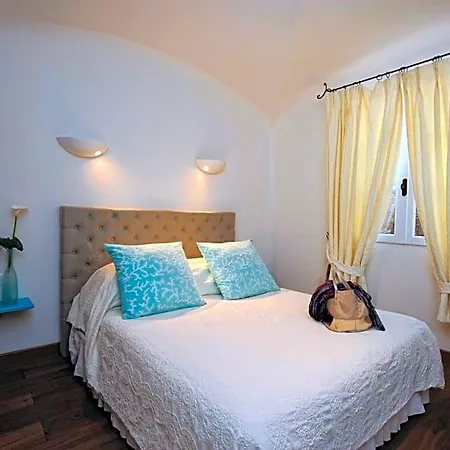 Marina Di Cavu 4*