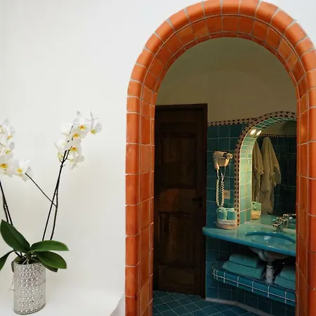 Bed & Breakfast Marina Di Cavu 4*