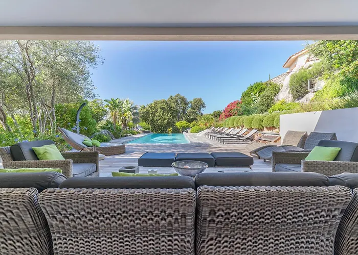 Panzió Marina Di Cavu 4*