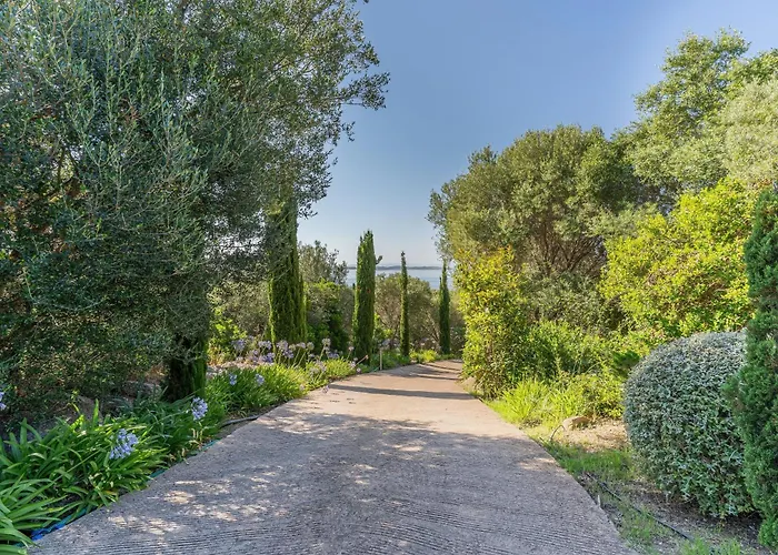 Couette-café Marina Di Cavu 4*